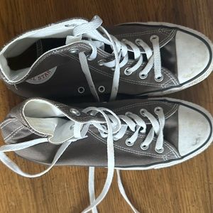 Converse men’s chuck all stars size 7